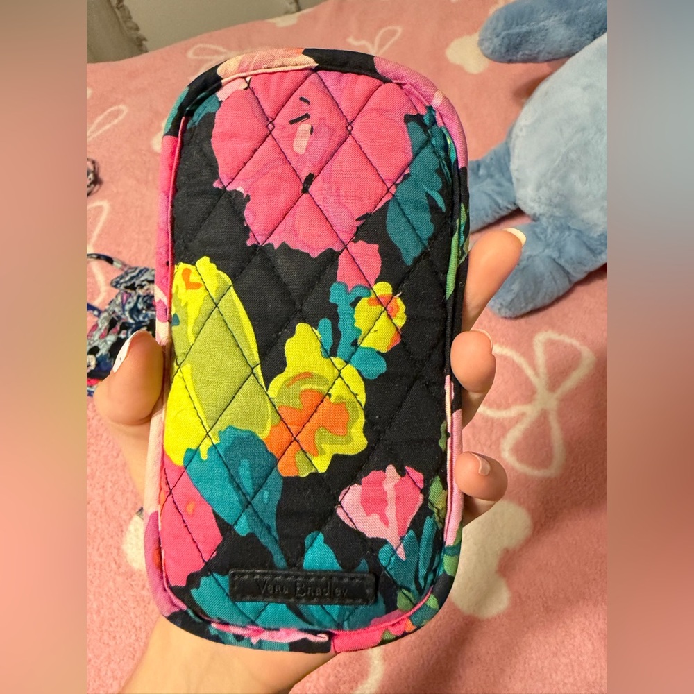 Hilo Meadow Floral Pattern Vera Bradley Glasses Holder